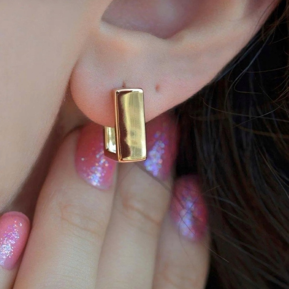 Rectangle Hoop Earrings | 14K Gold Plated Luxury Jewelry